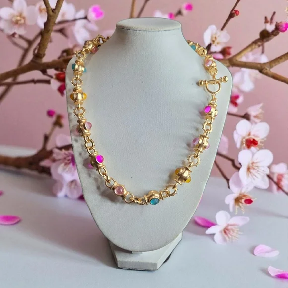 18k Matte Gold Byzantine Frosted Pastel Cabochon Toggle Necklace - Picture 3 of 4